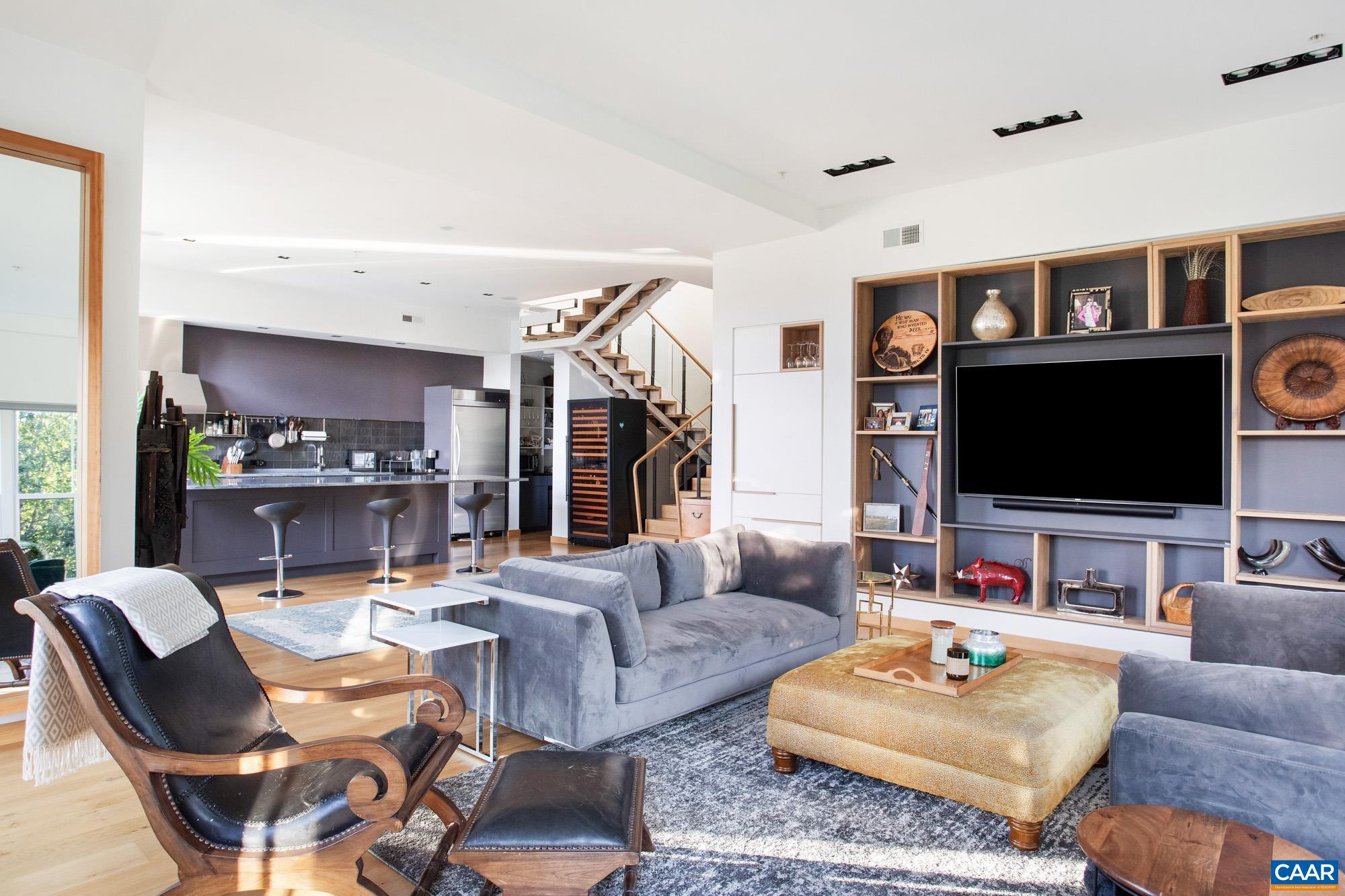 202 Douglas Ave, Charlottesville