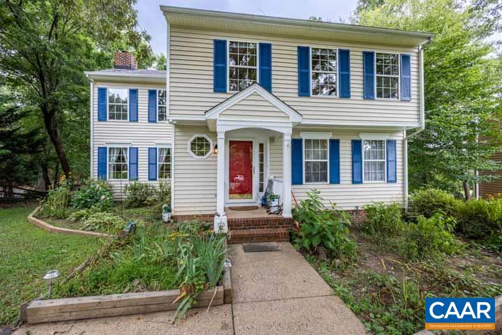 2009 Locke Ln, Charlottesville