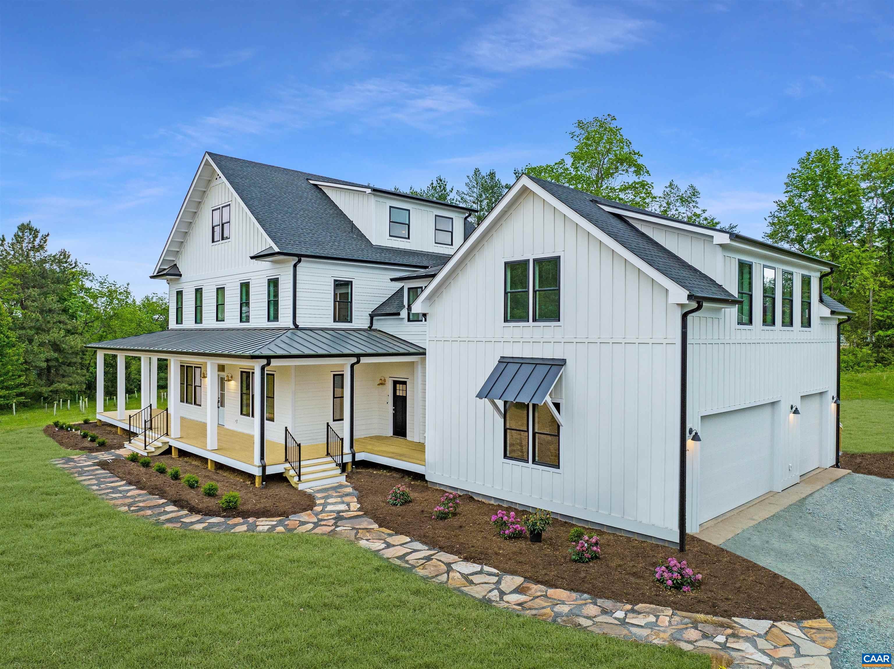 1 Mossing Ford Rd, Charlottesville