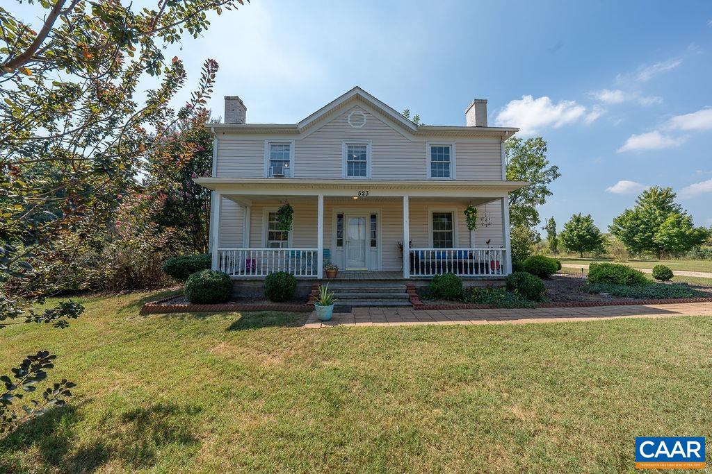 523 Shalom Rd, Waynesboro