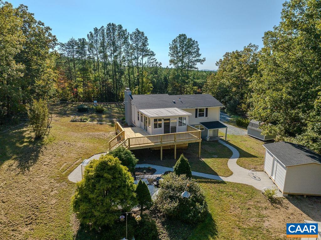 4231 Rolling Rd, Scottsville