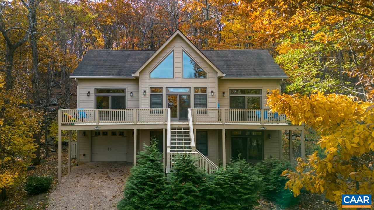 11 Dripping Rock Ln, Wintergreen
