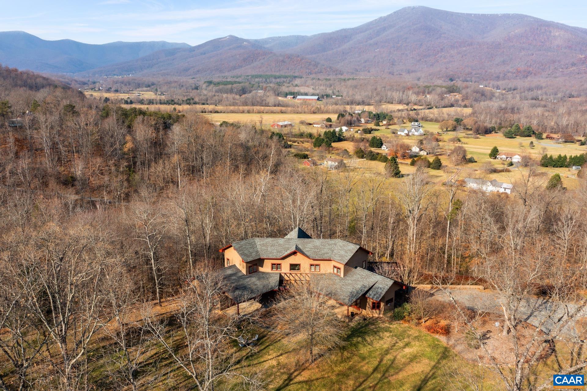 330 Grace Glen, Nellysford