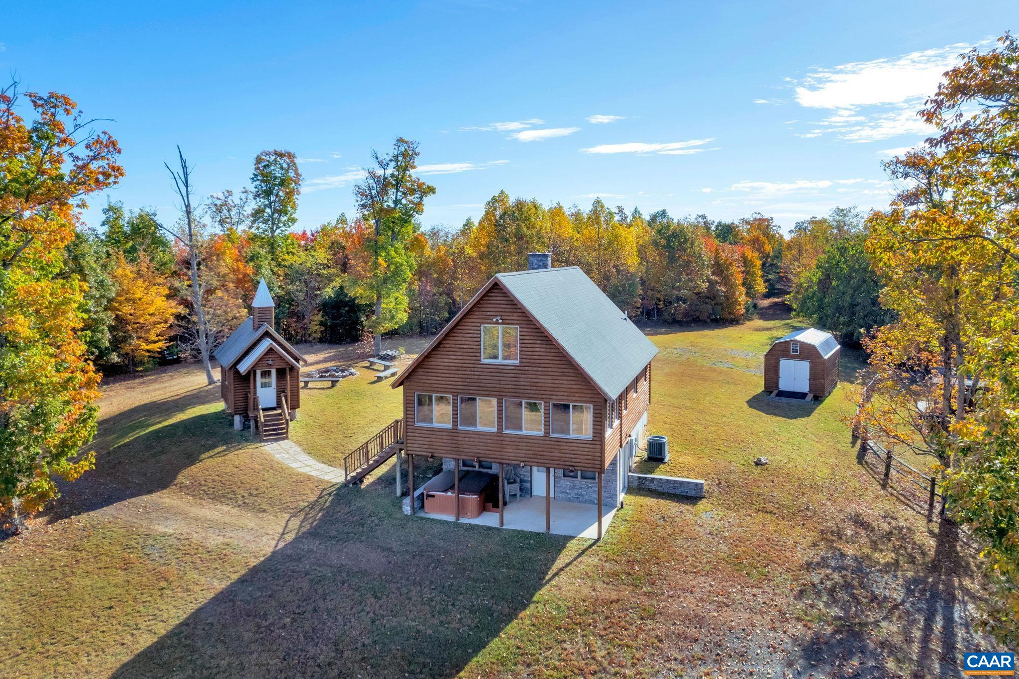 892 Hunting Lodge Rd, Wingina
