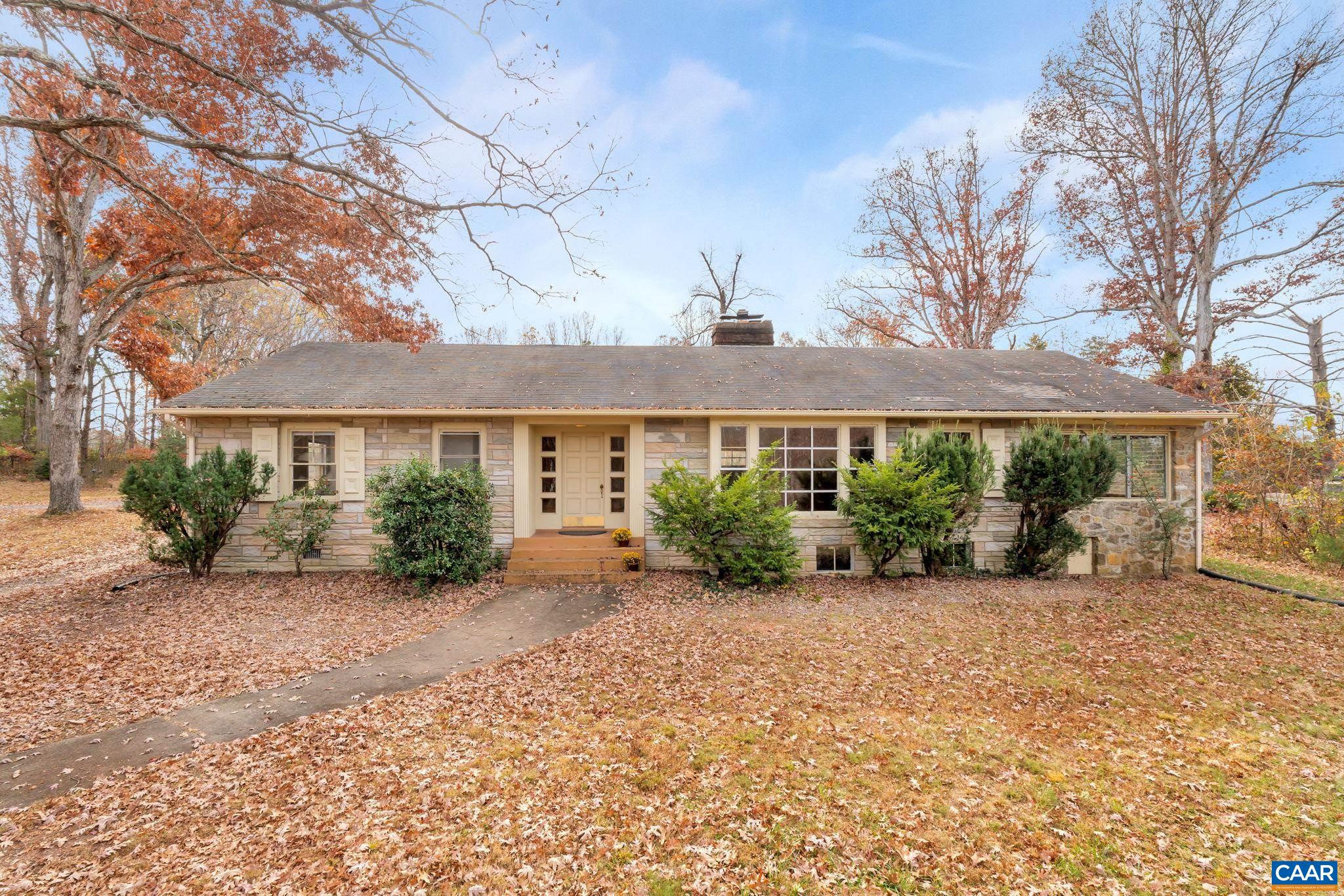 181 Irish Rd, Scottsville