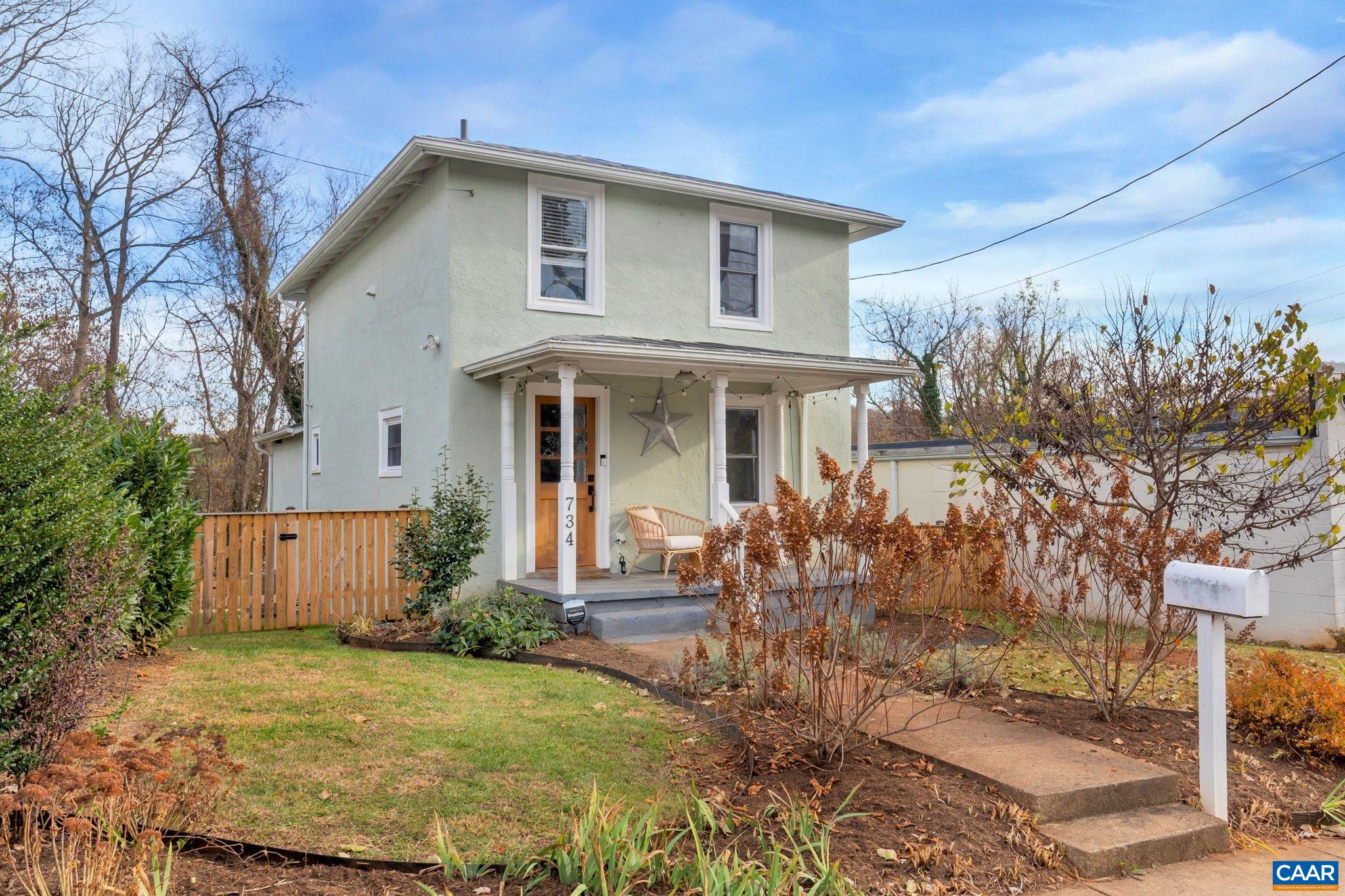 734 S 1st St, Charlottesville