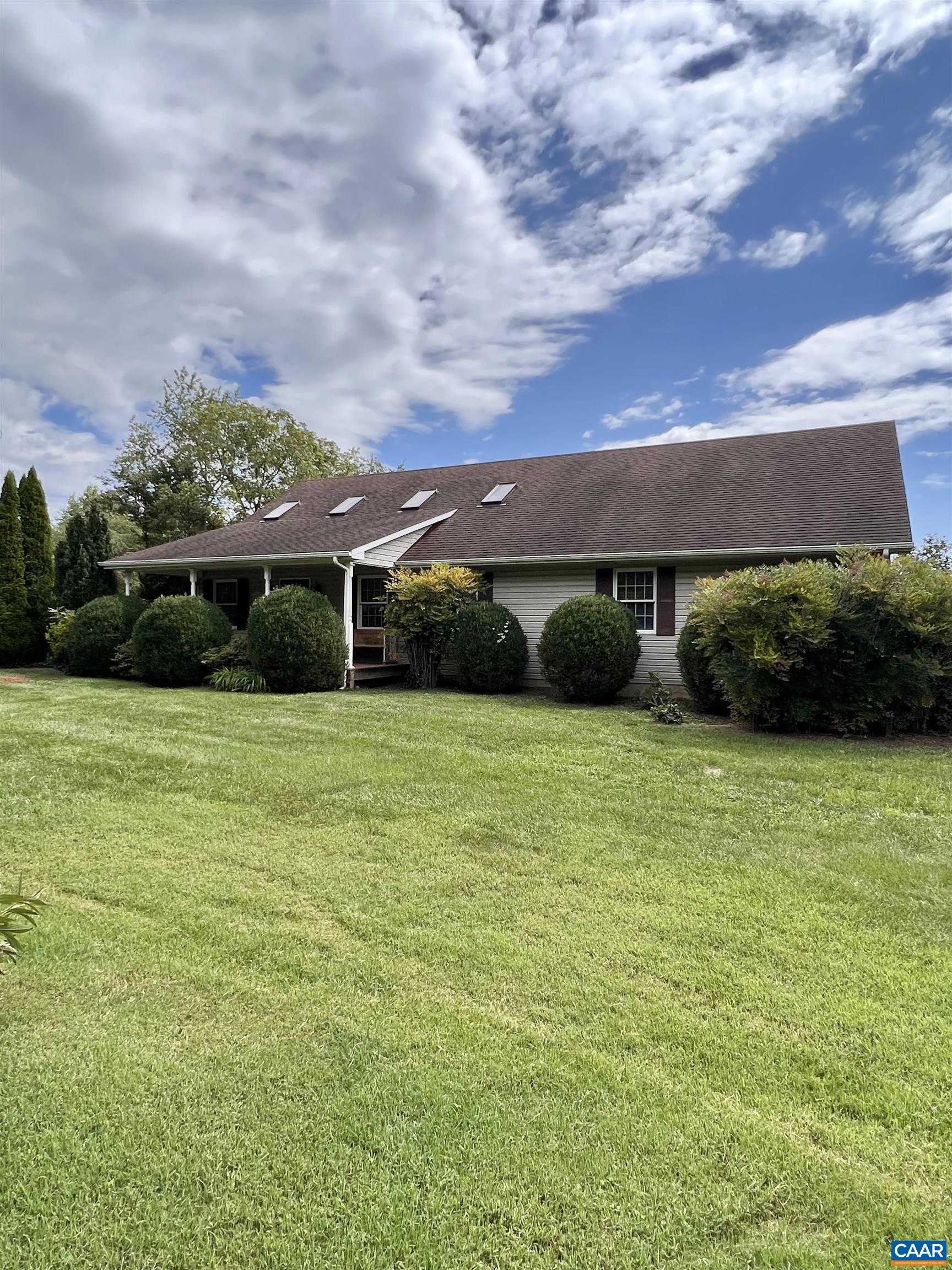 210 Cabell Mountain Ln, Arrington