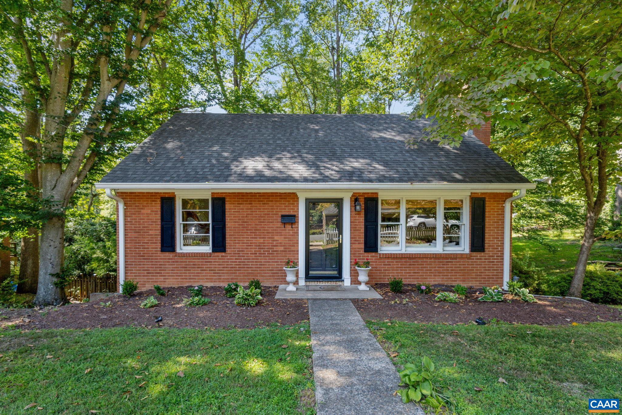 2731 Mcelroy Dr, Charlottesville