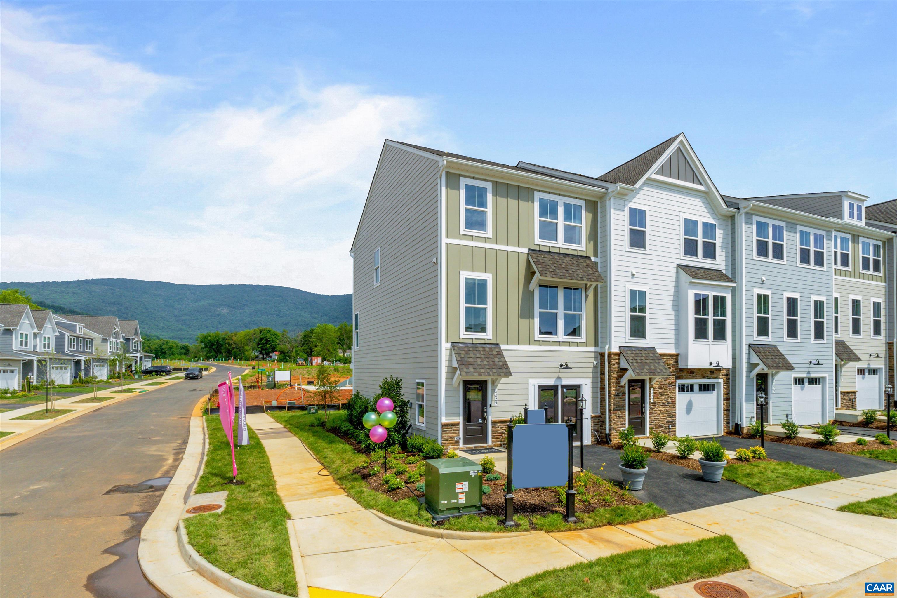 4825 Mercer St, Crozet