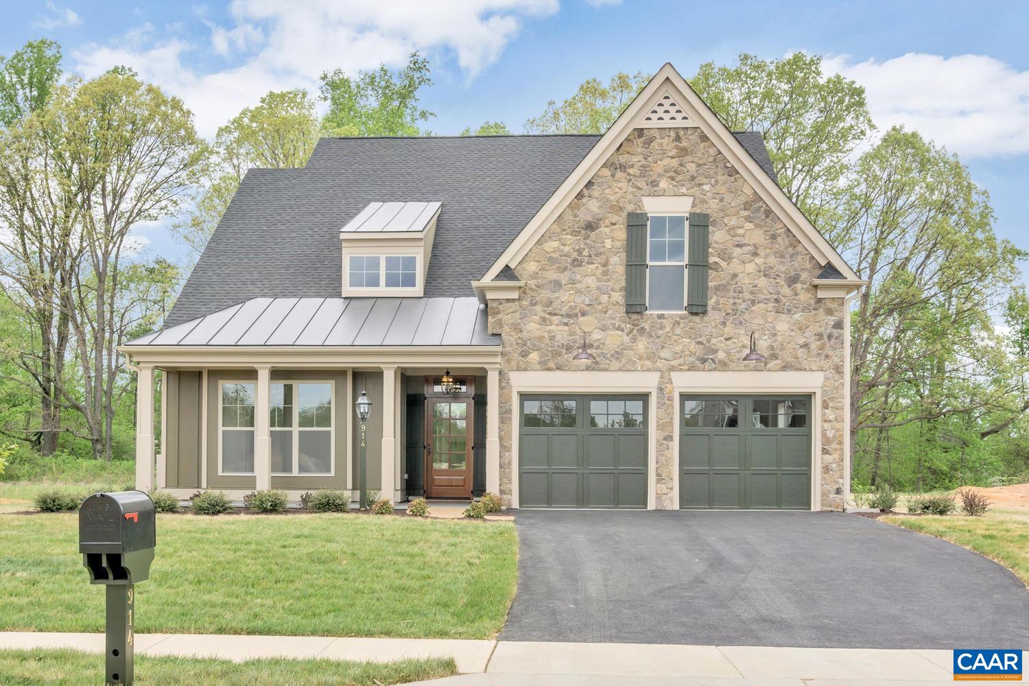 25 Farrow Cir, Charlottesville