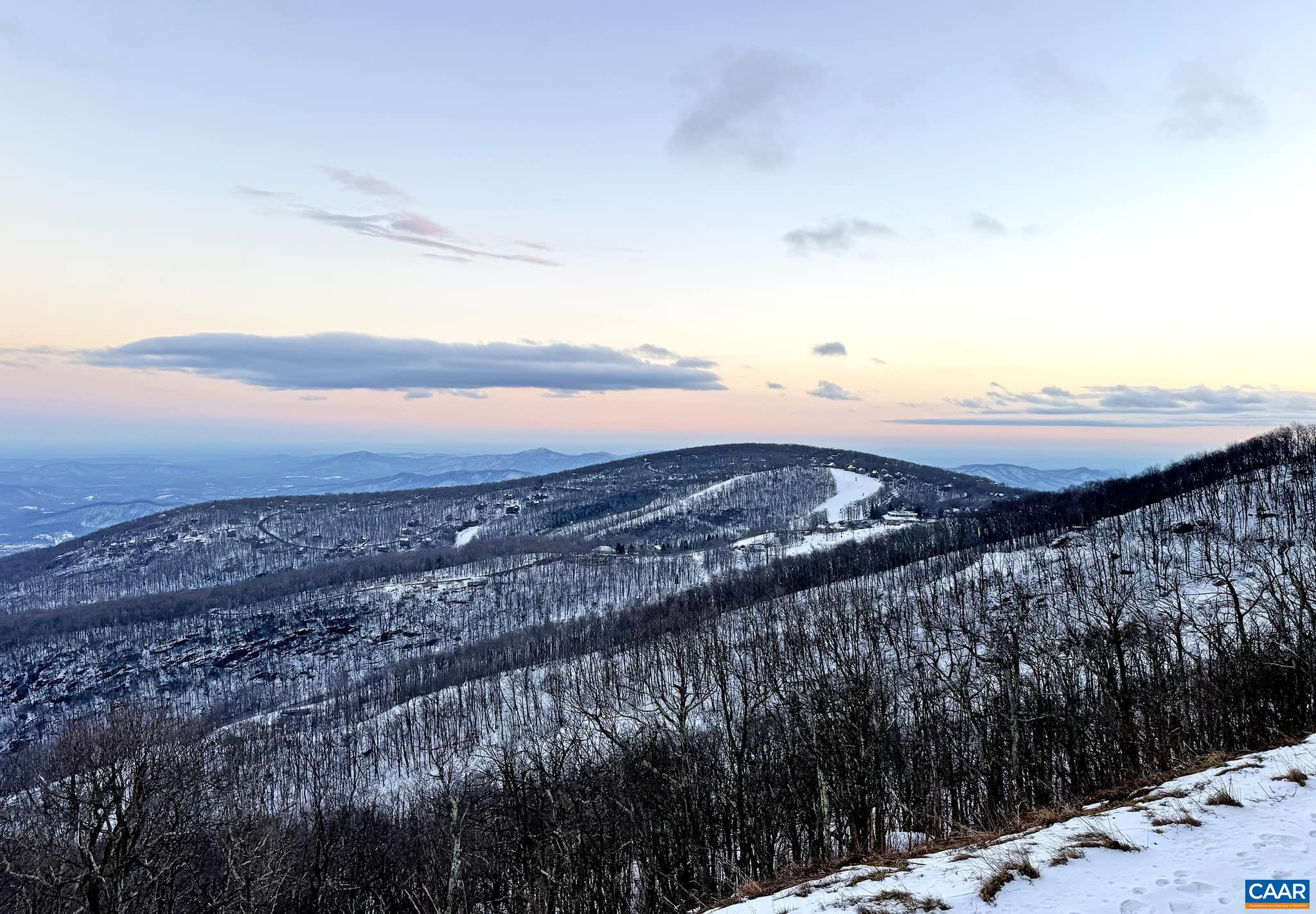 1572 Vistas Condos, Wintergreen Resort