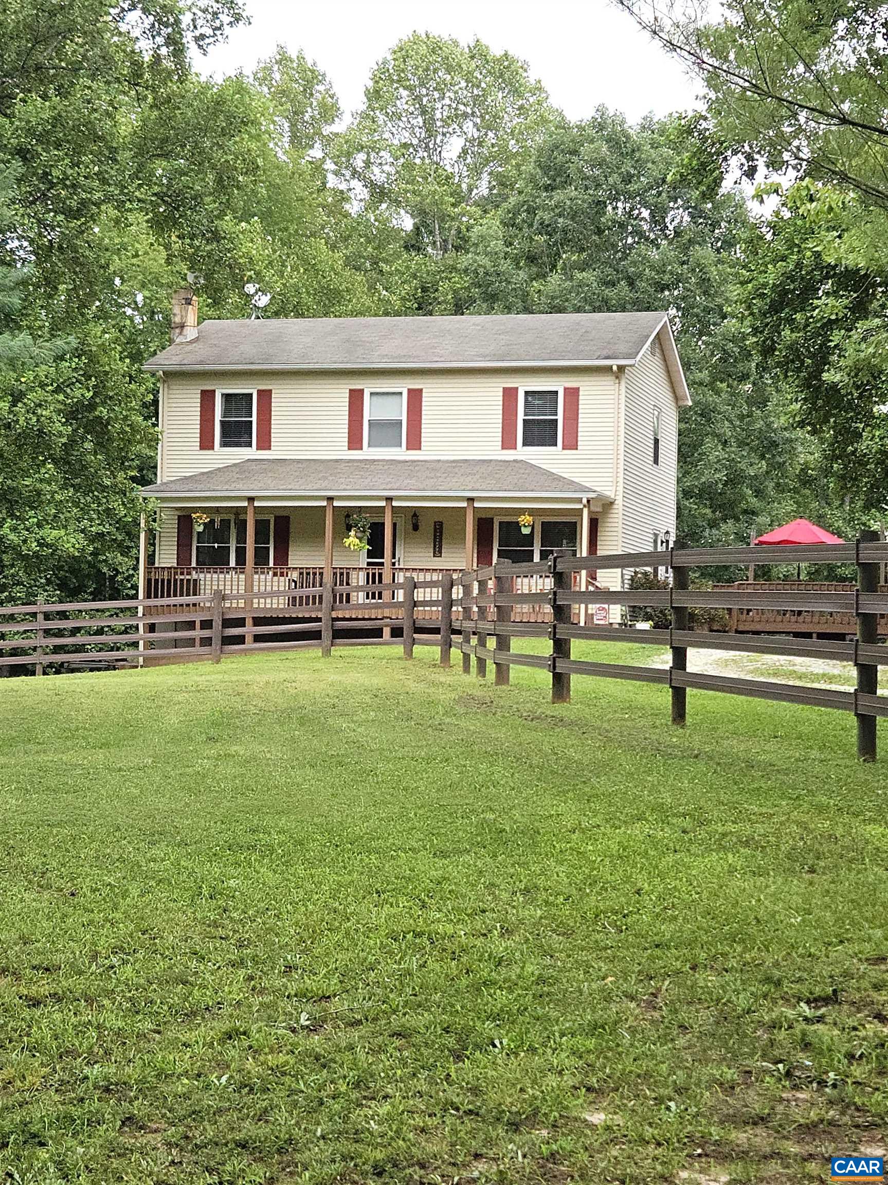 1112 Scotts Bottom Rd, Dillwyn