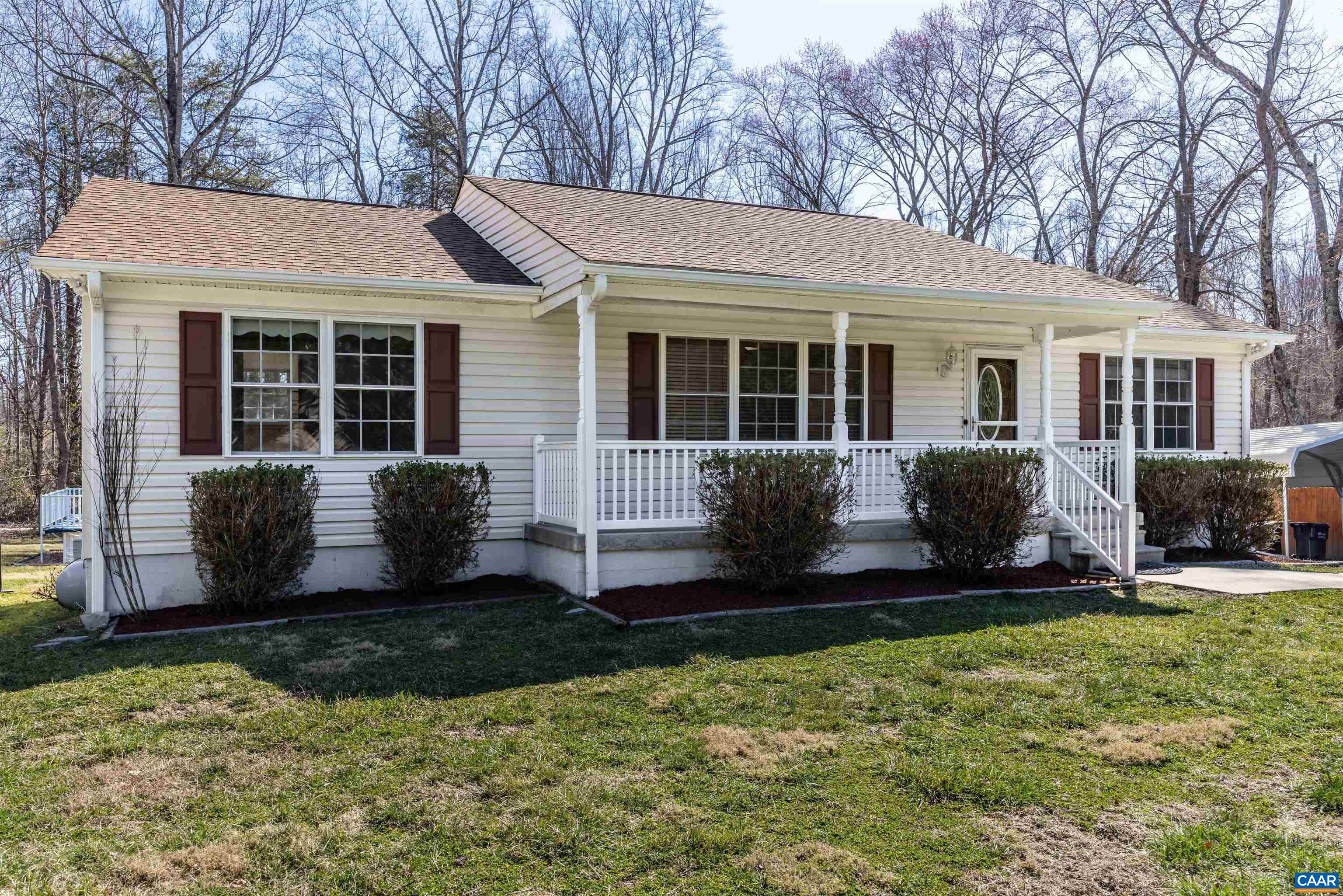 242 Fairview Rd, Louisa