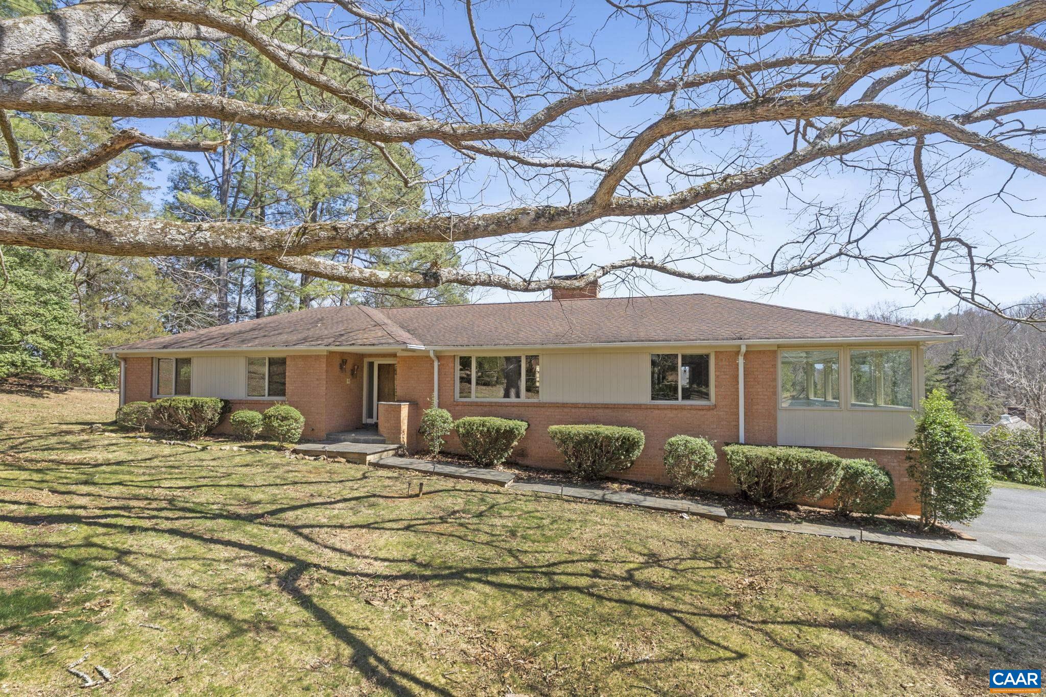 104 Cherokee Ct, Charlottesville