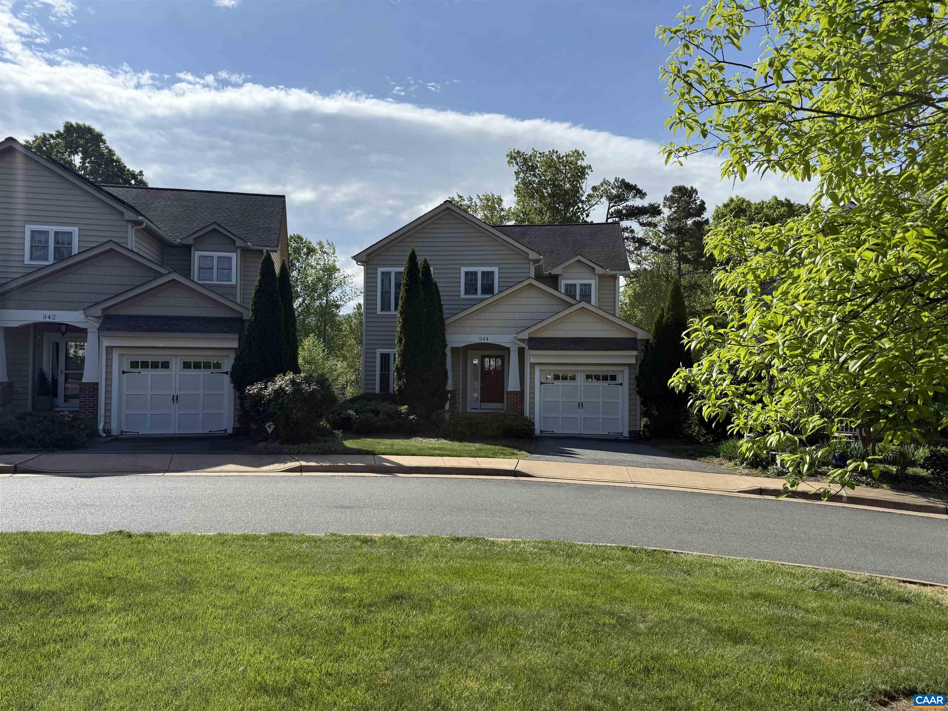 944 Raymond Rd, Charlottesville