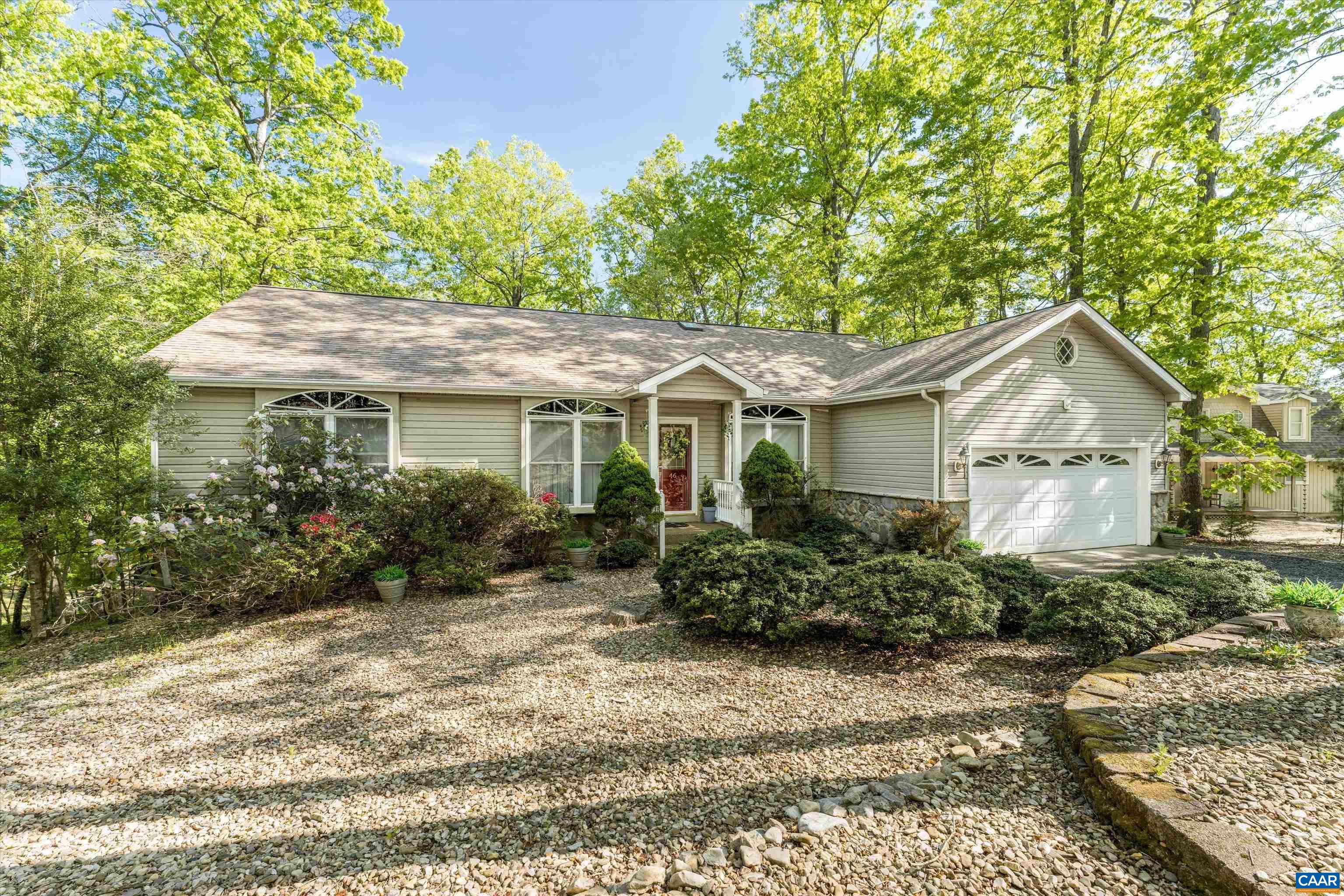 46 Marwood Dr, Palmyra