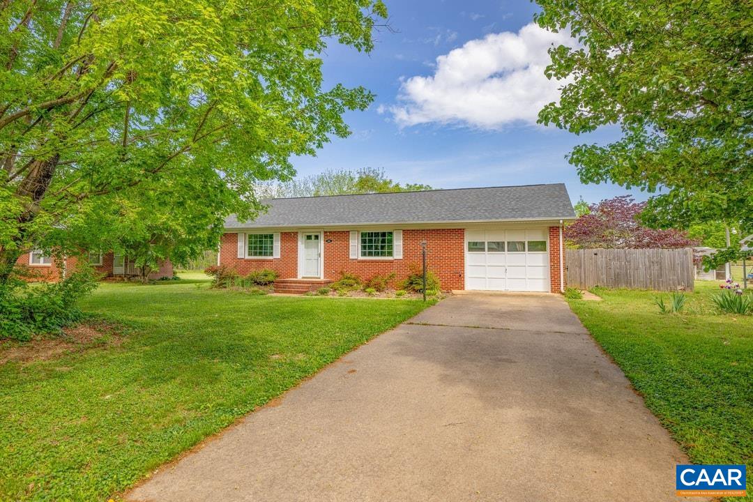 845 Main St, Dillwyn