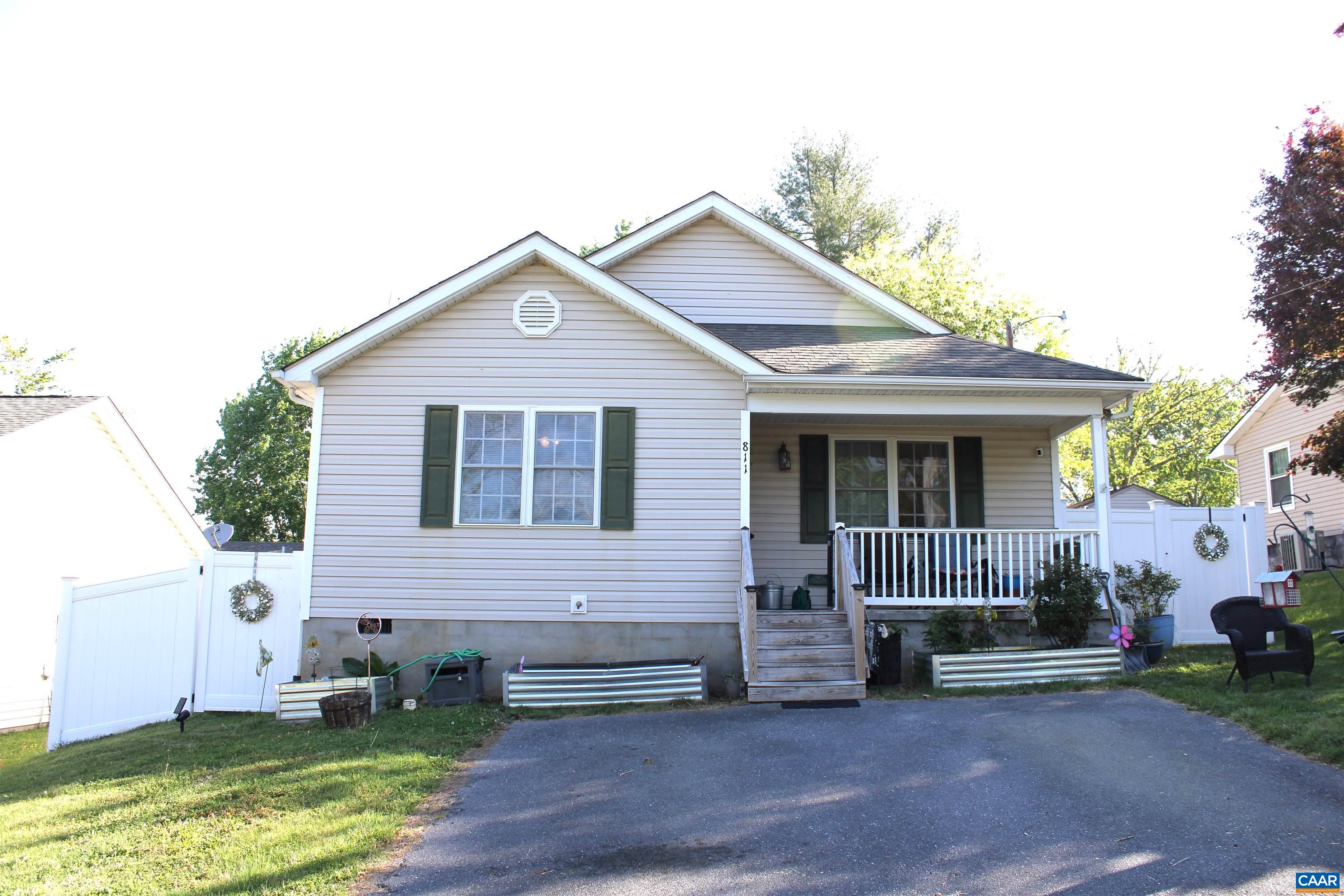 811 Frye St, Waynesboro