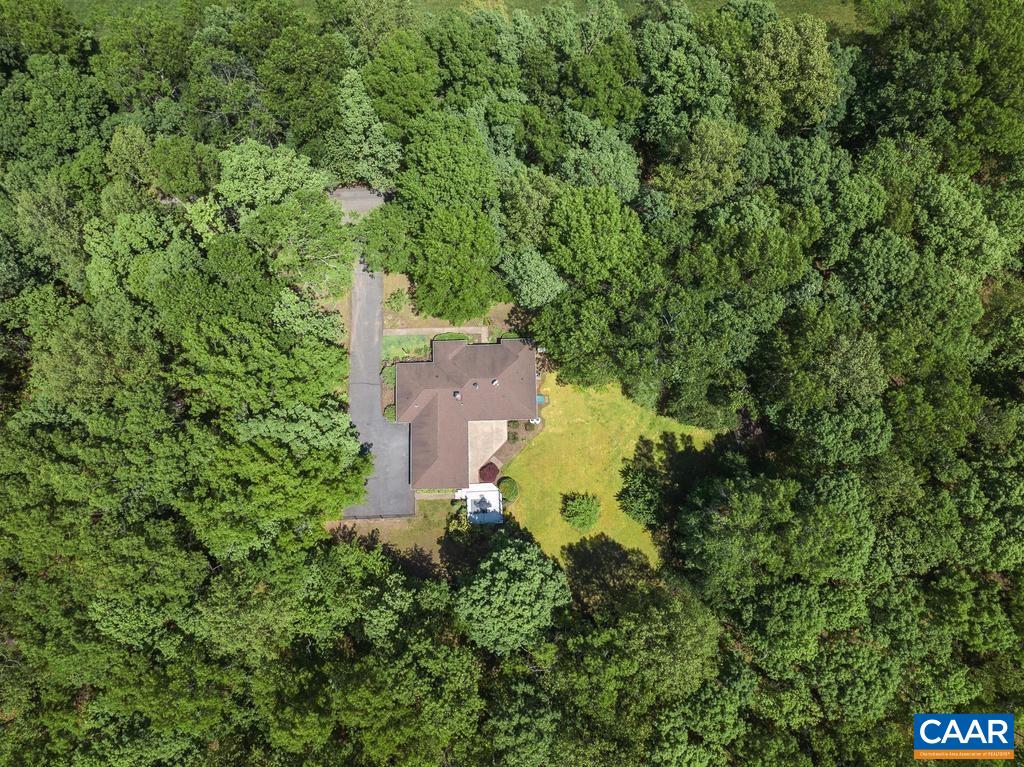 18220 Gregory Dr, Gordonsville