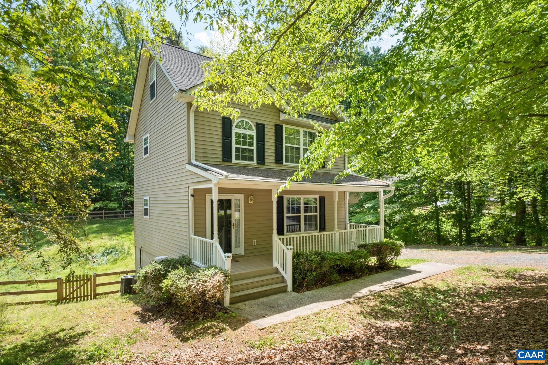 13 Landing Ct, Palmyra