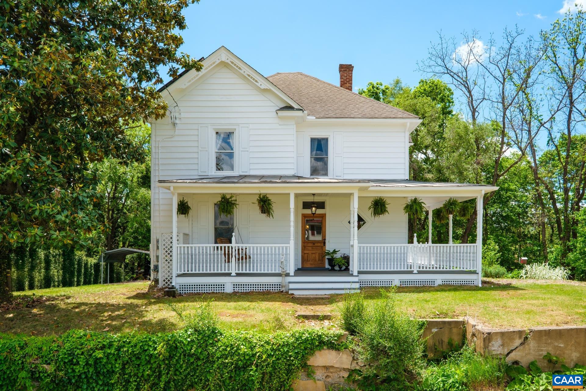 2010 White Bridge Rd, Waynesboro