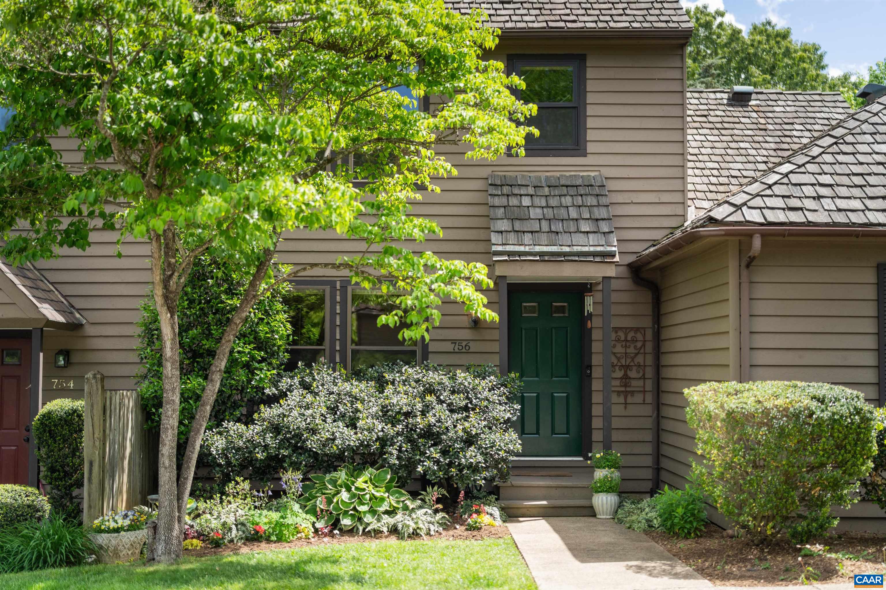 756 Exton Ct, Charlottesville