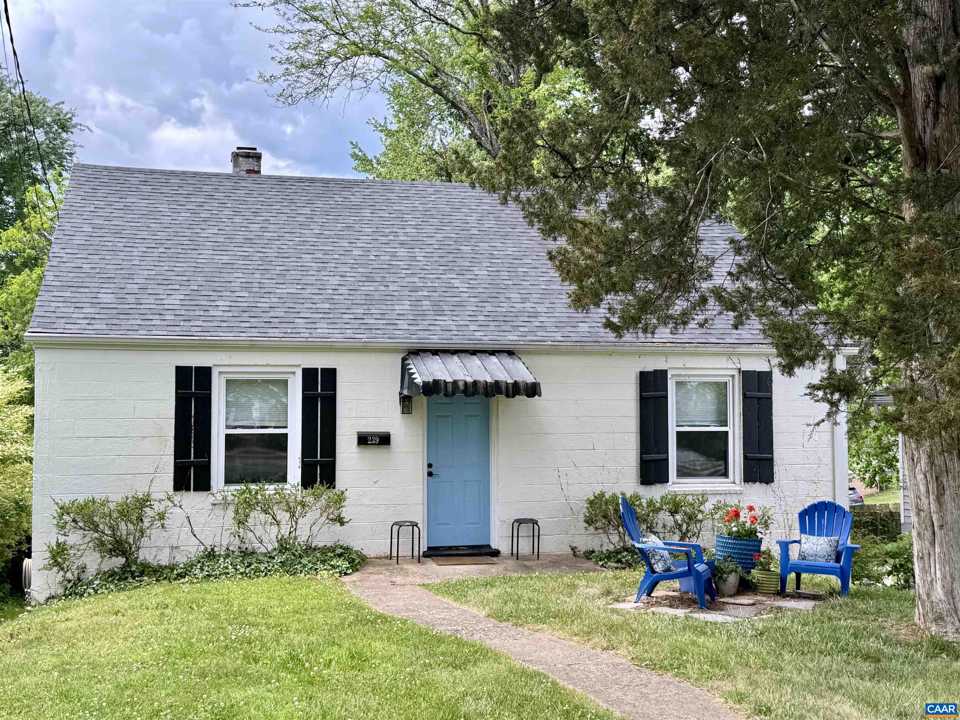 239 Shamrock Rd, Charlottesville