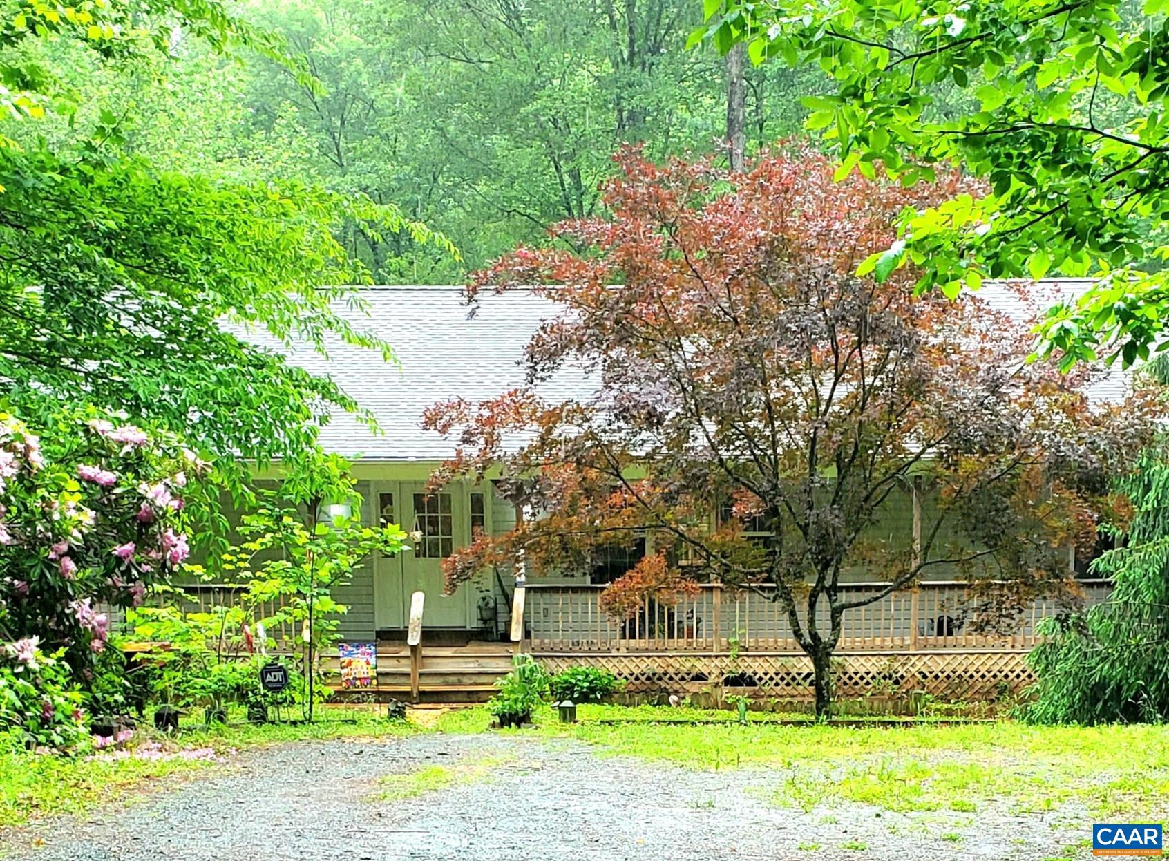 671 Creek Rd, Troy