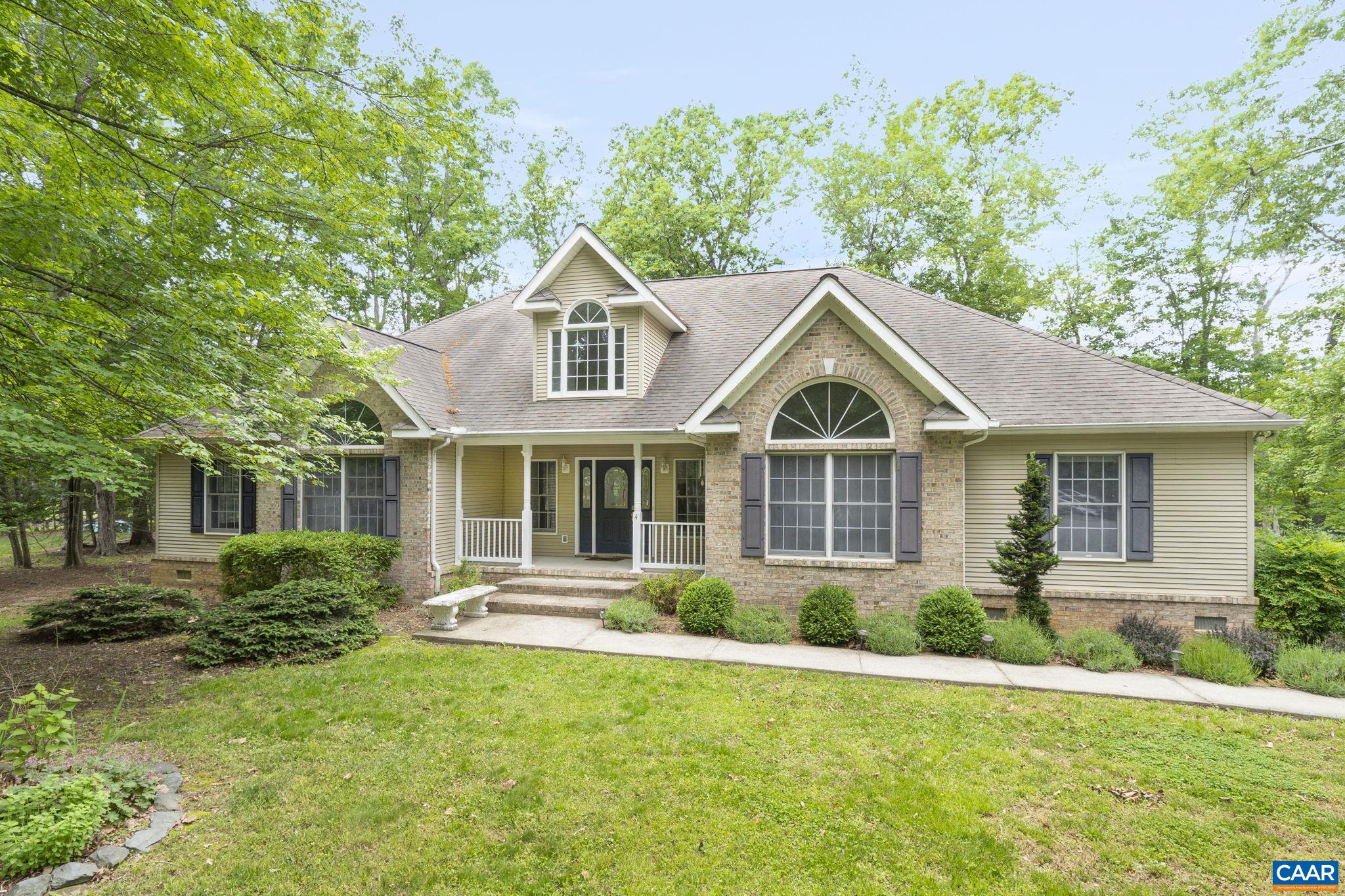 4 Chip Ct, Palmyra