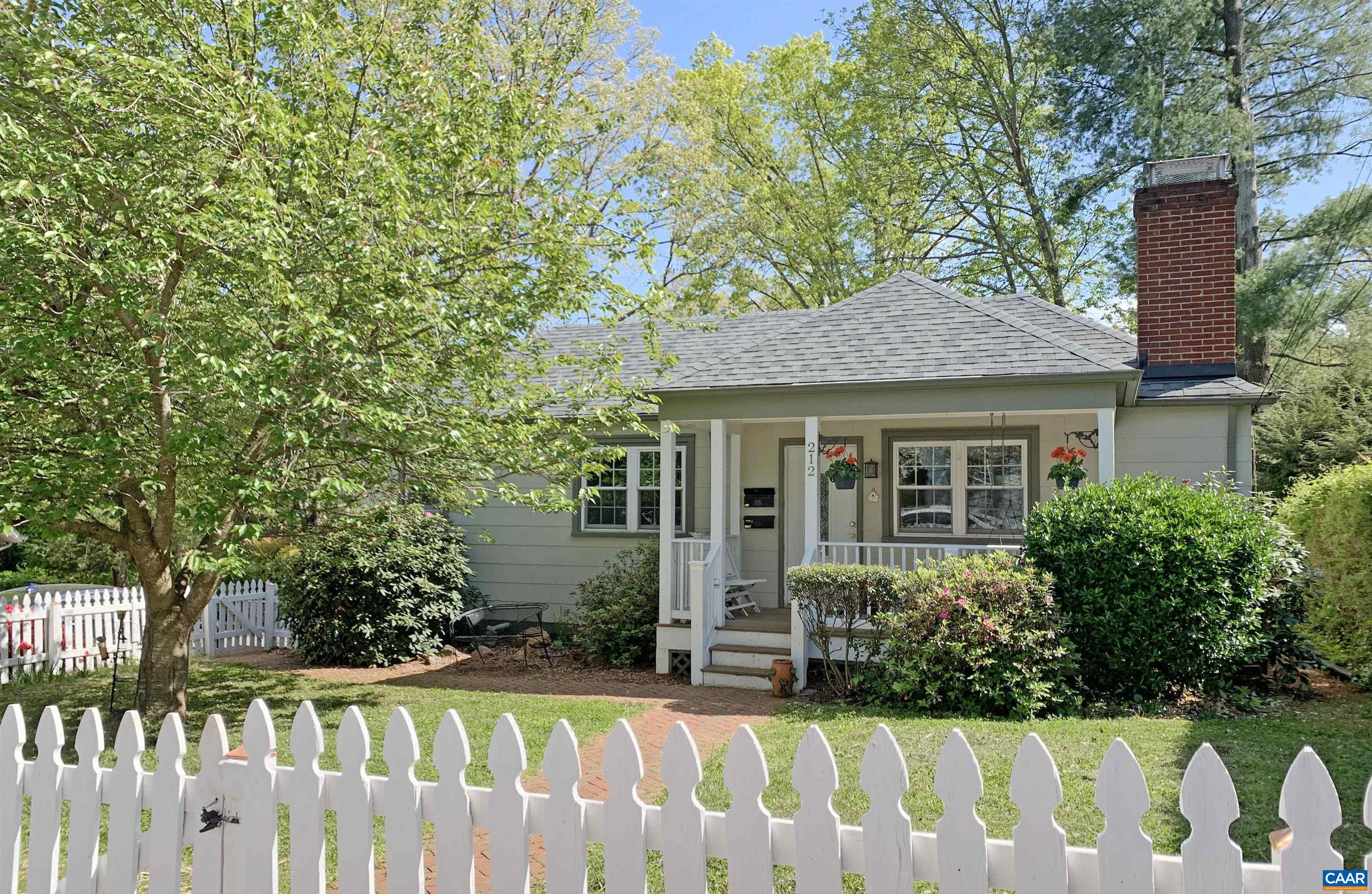212 Robertson Ave, Charlottesville