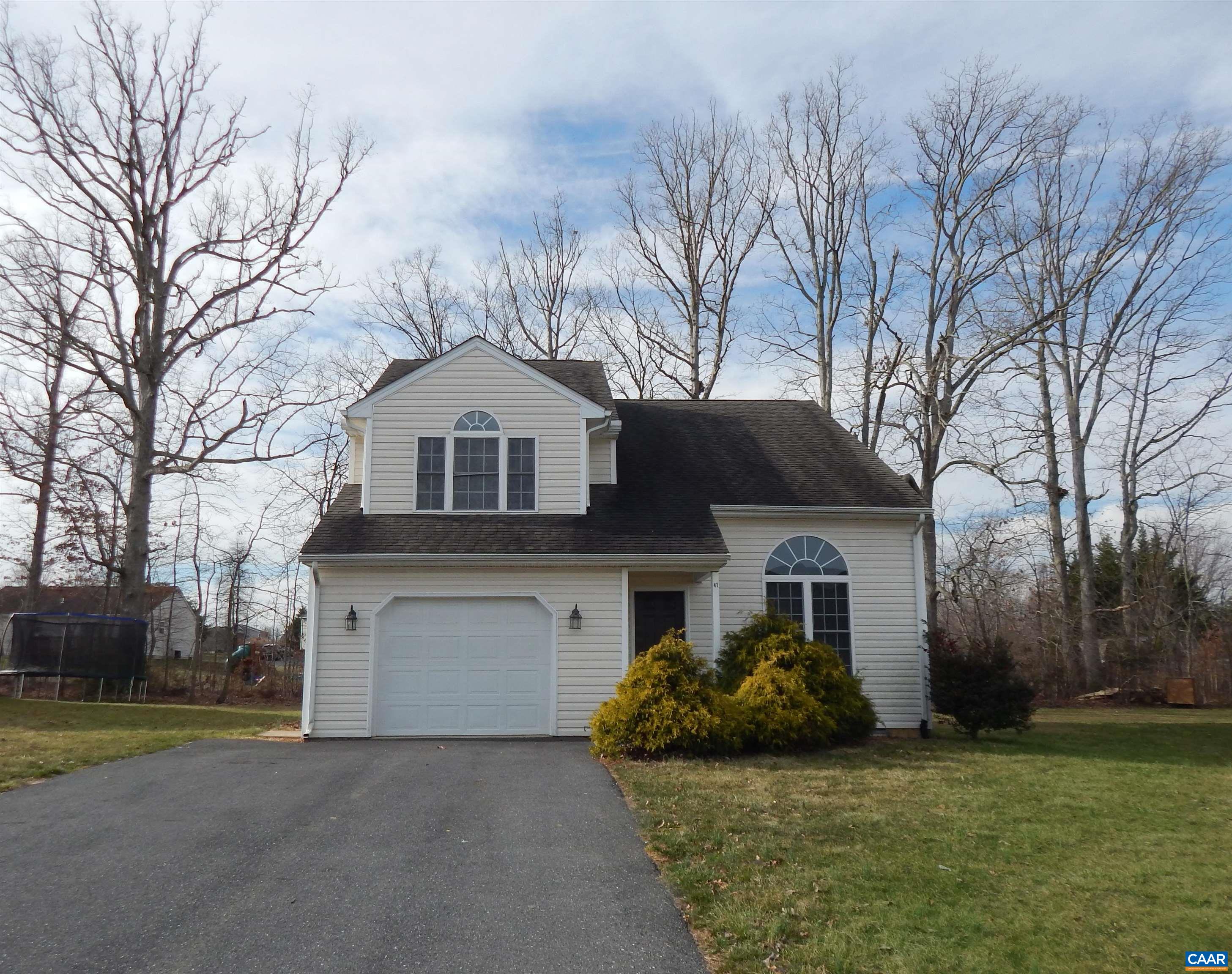 41 Lady Slipper Dr, Waynesboro