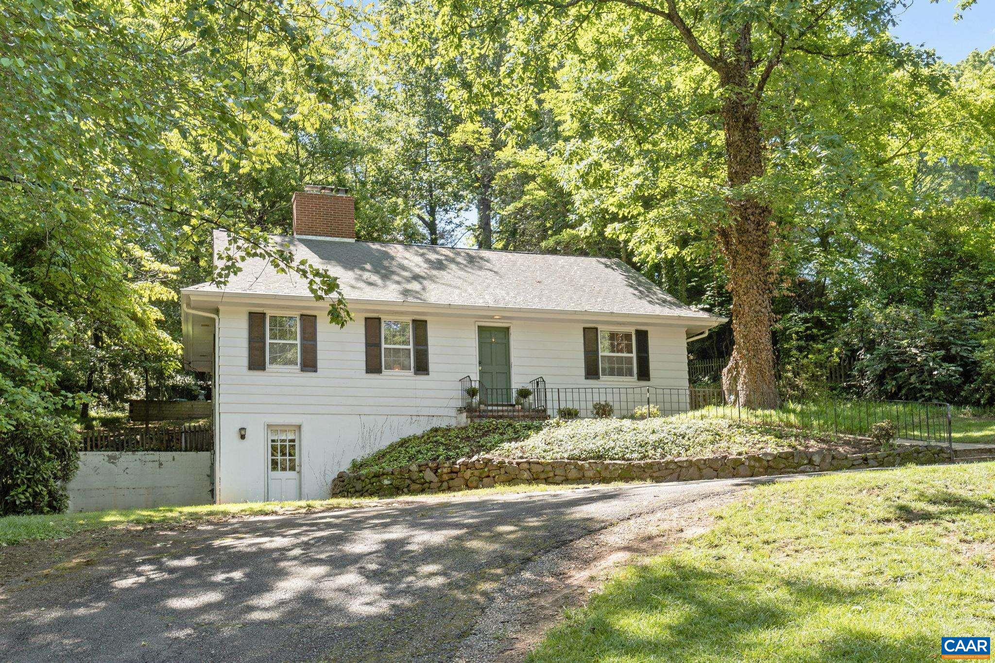 1340 Hilltop Rd, Charlottesville