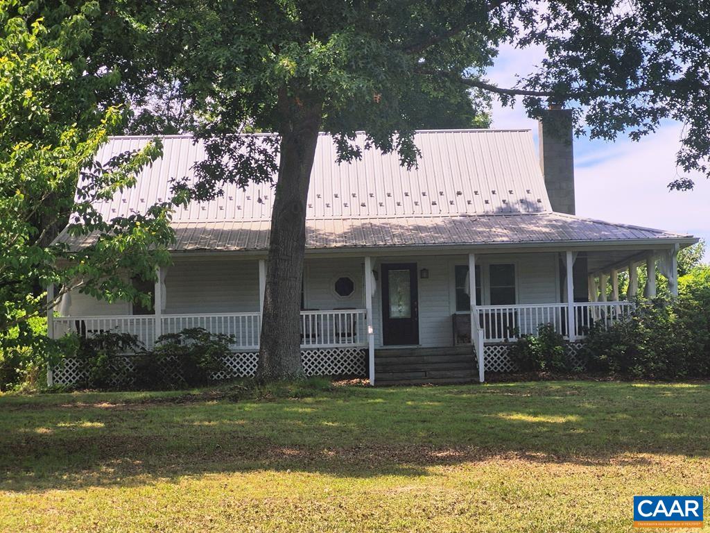 566 Holman Mill Rd, Farmville