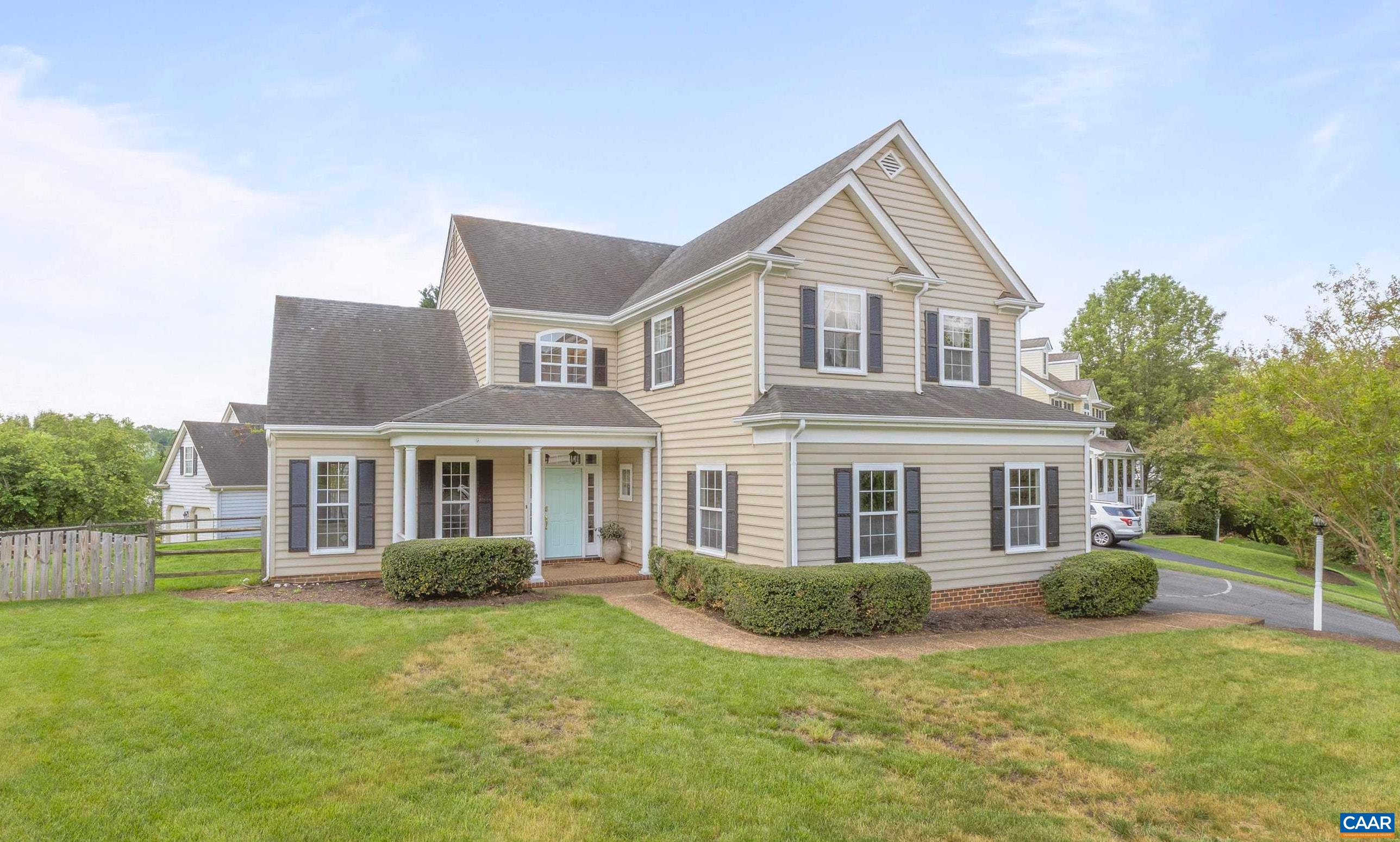 989 Clearfields Ln, Crozet