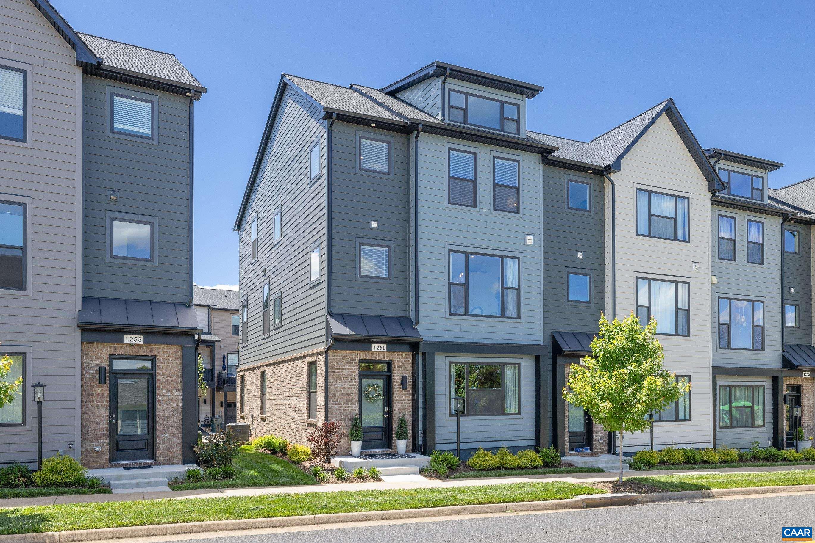 1261 Old Trail Dr, Crozet
