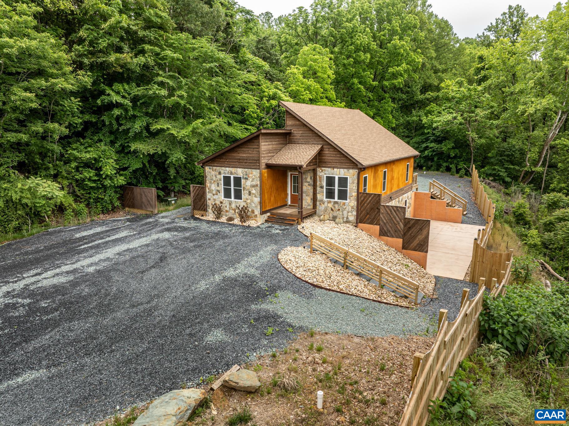 13298 James Madison Hwy, Palmyra