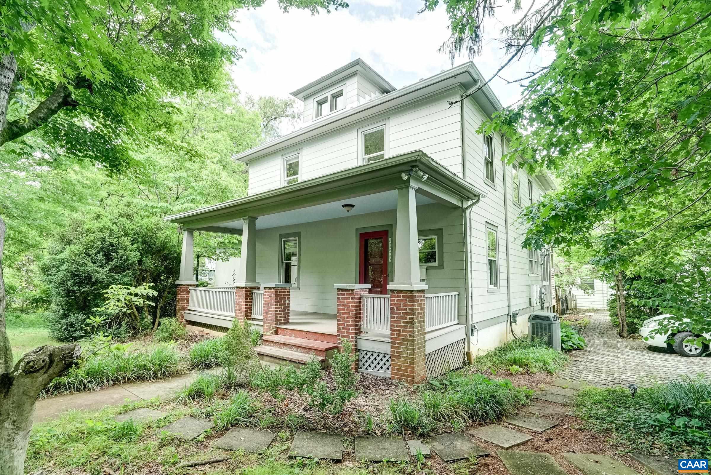 2425 Jefferson Park Ave, Charlottesville