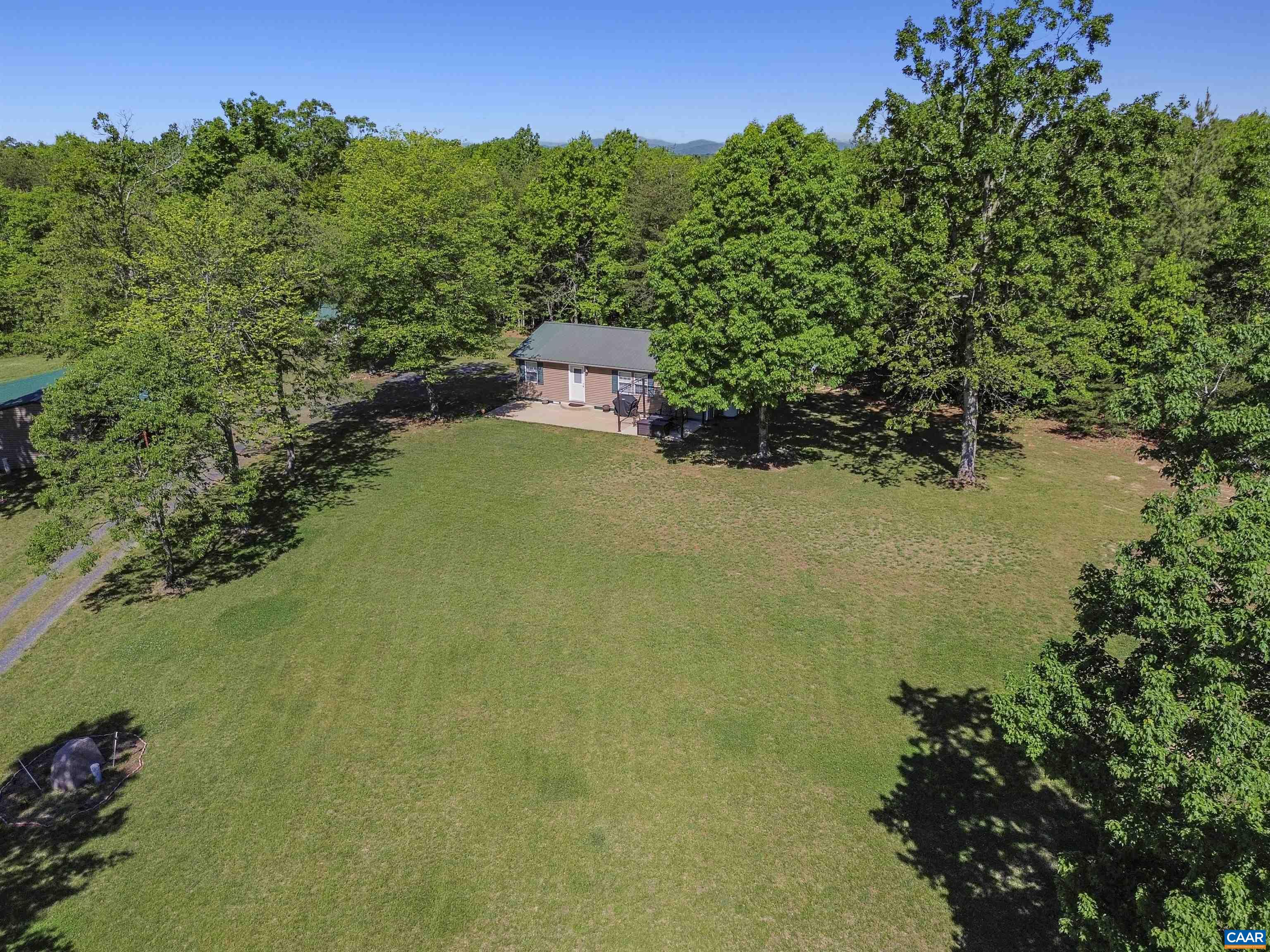 10239 Howardsville Rd, Howardsville