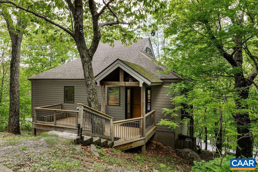 201 Pinnacle Dr, Wintergreen