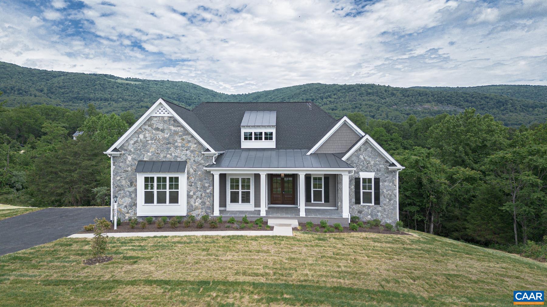2015 Stockton Creek Ln, Afton