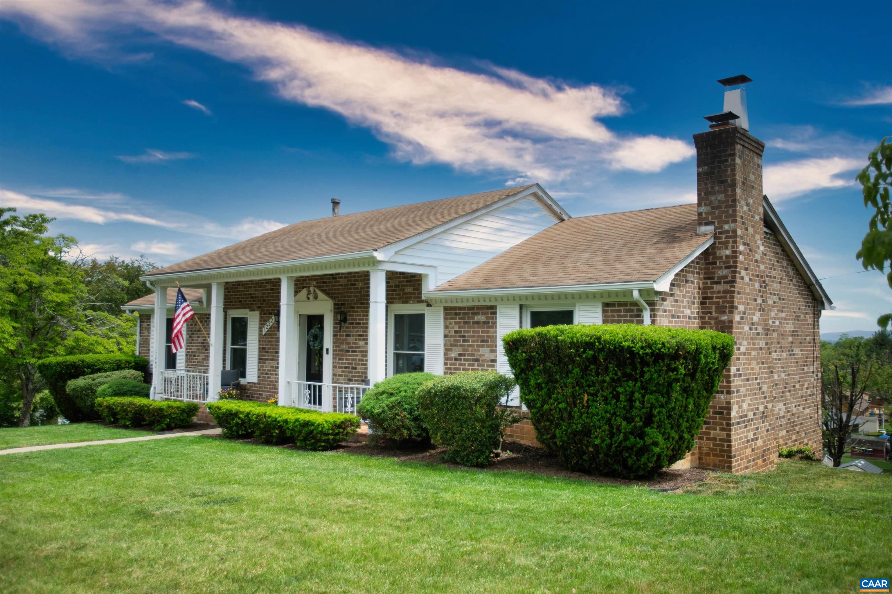 1222 Pinehurst Rd, Staunton