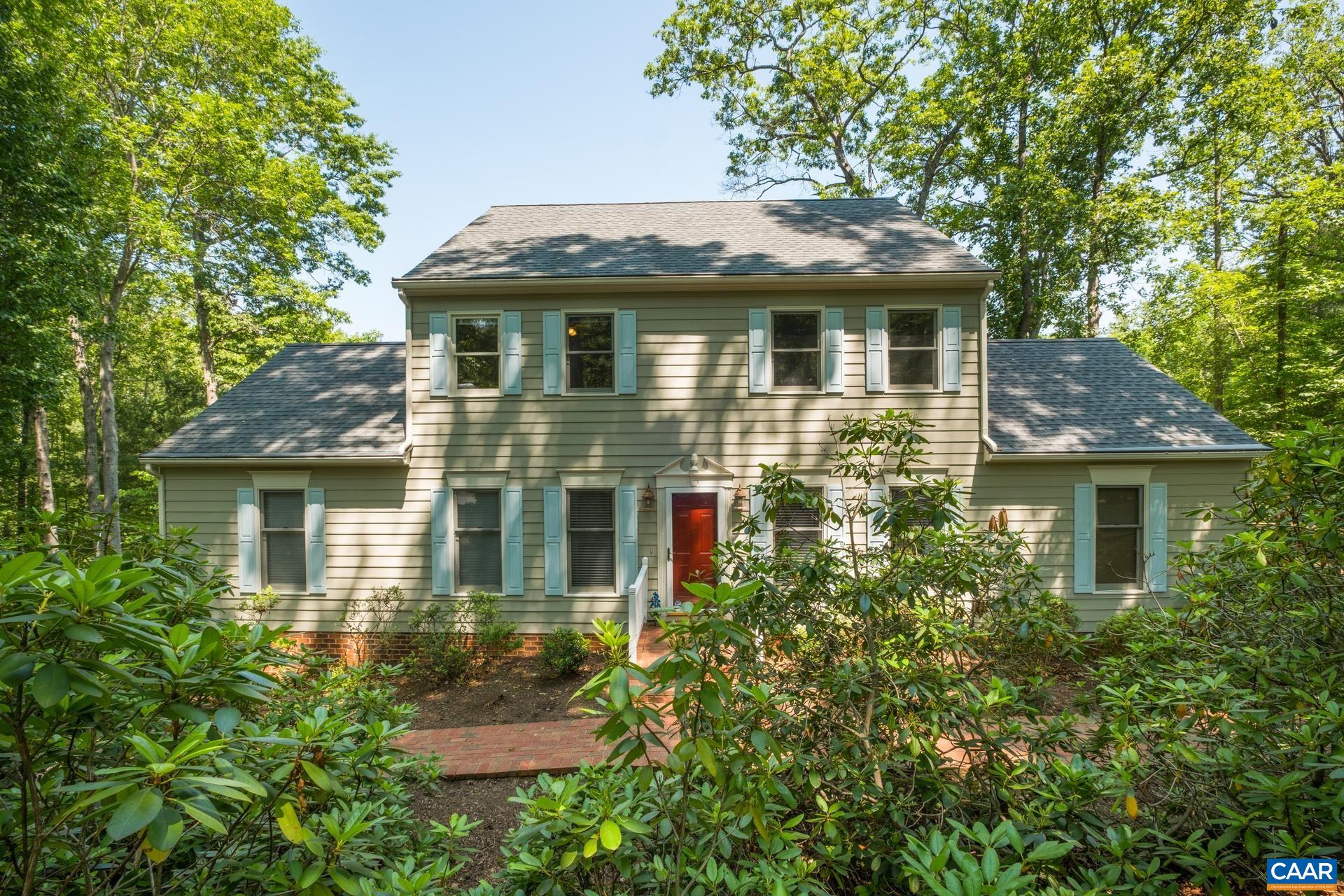 2034 Bobwhite Ct, Charlottesville