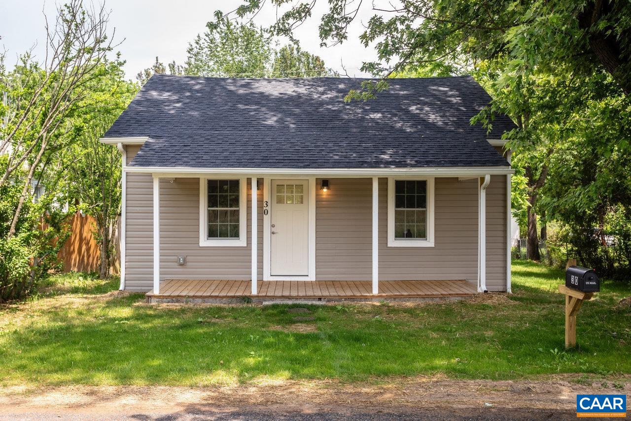 30 Bear St, Churchville