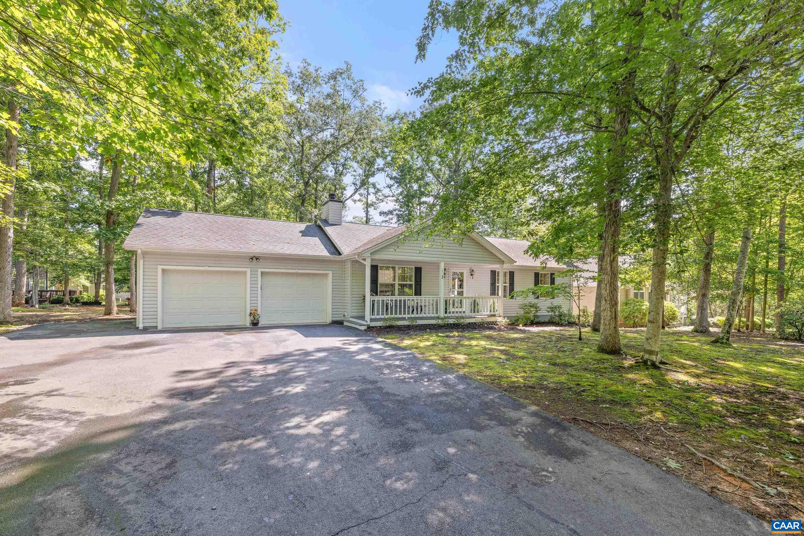 3 Woodridge Rd, Palmyra