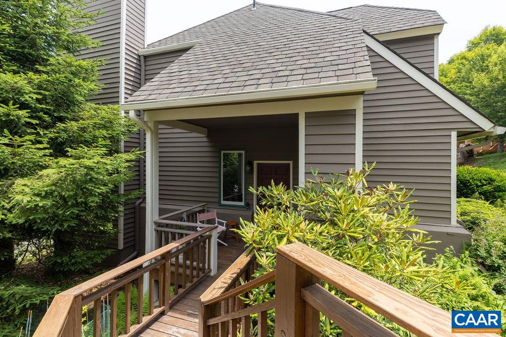 18 Briarwood Ln, Wintergreen Resort