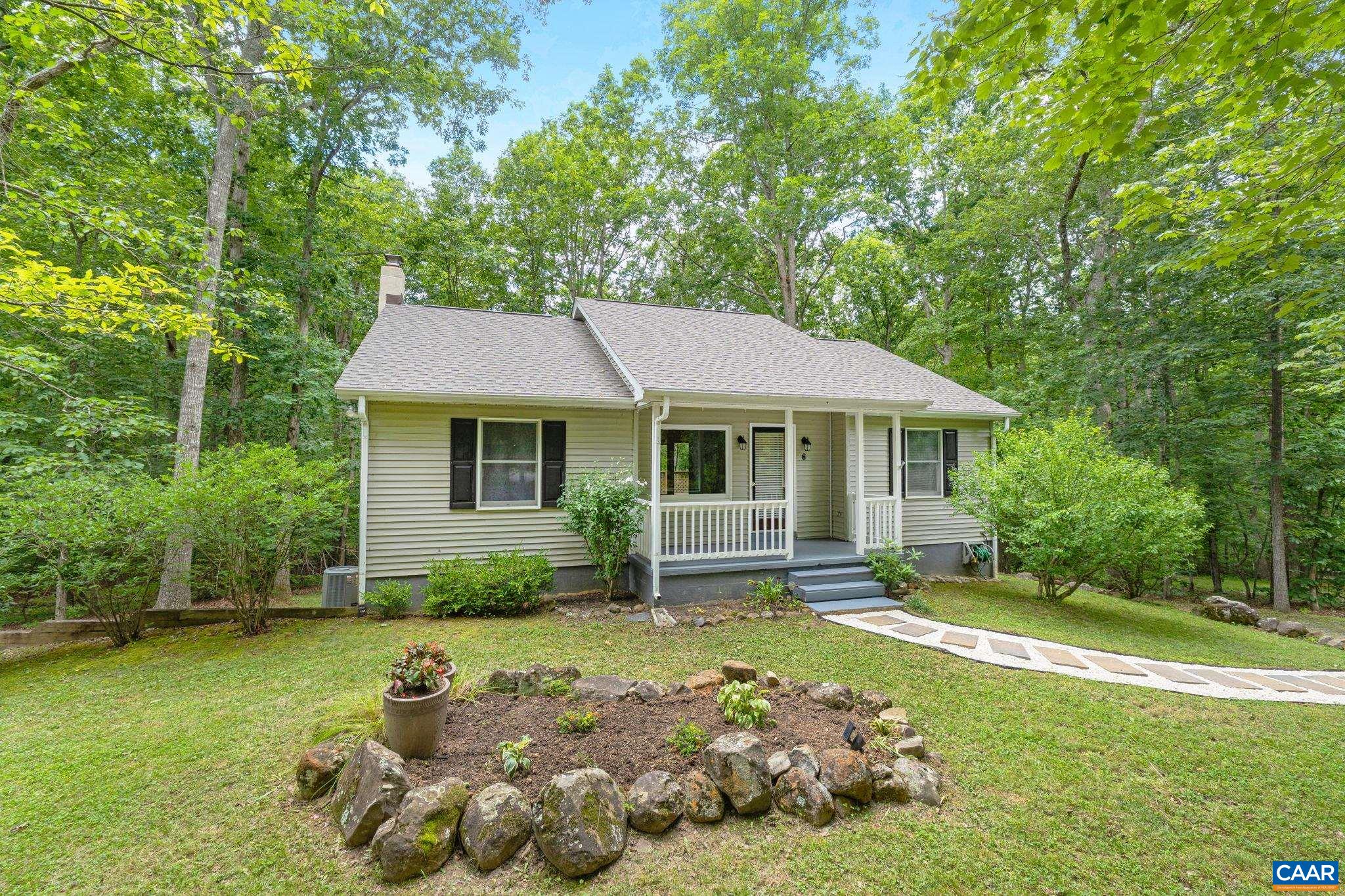 6 Cheyenne Ct, Palmyra