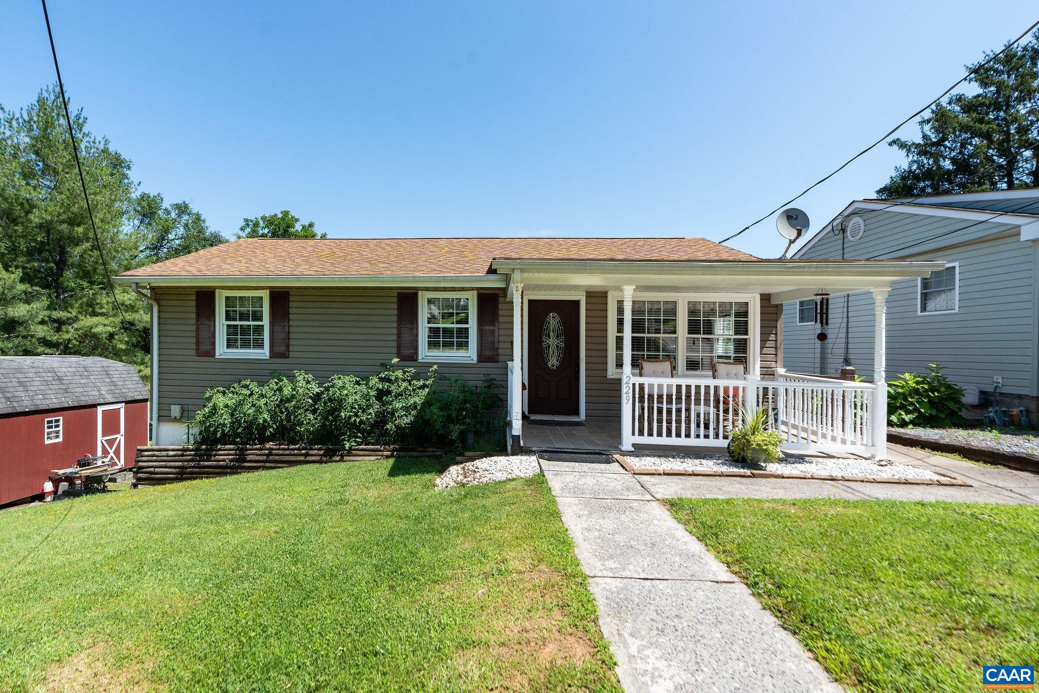 229 Carolina Ave, Waynesboro