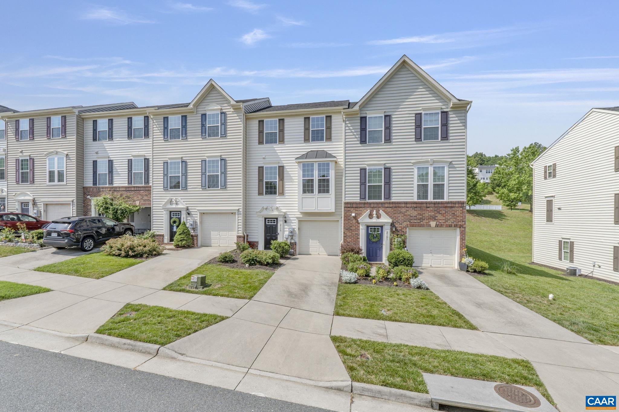 2159 Whispering Hollow Ln, Charlottesville