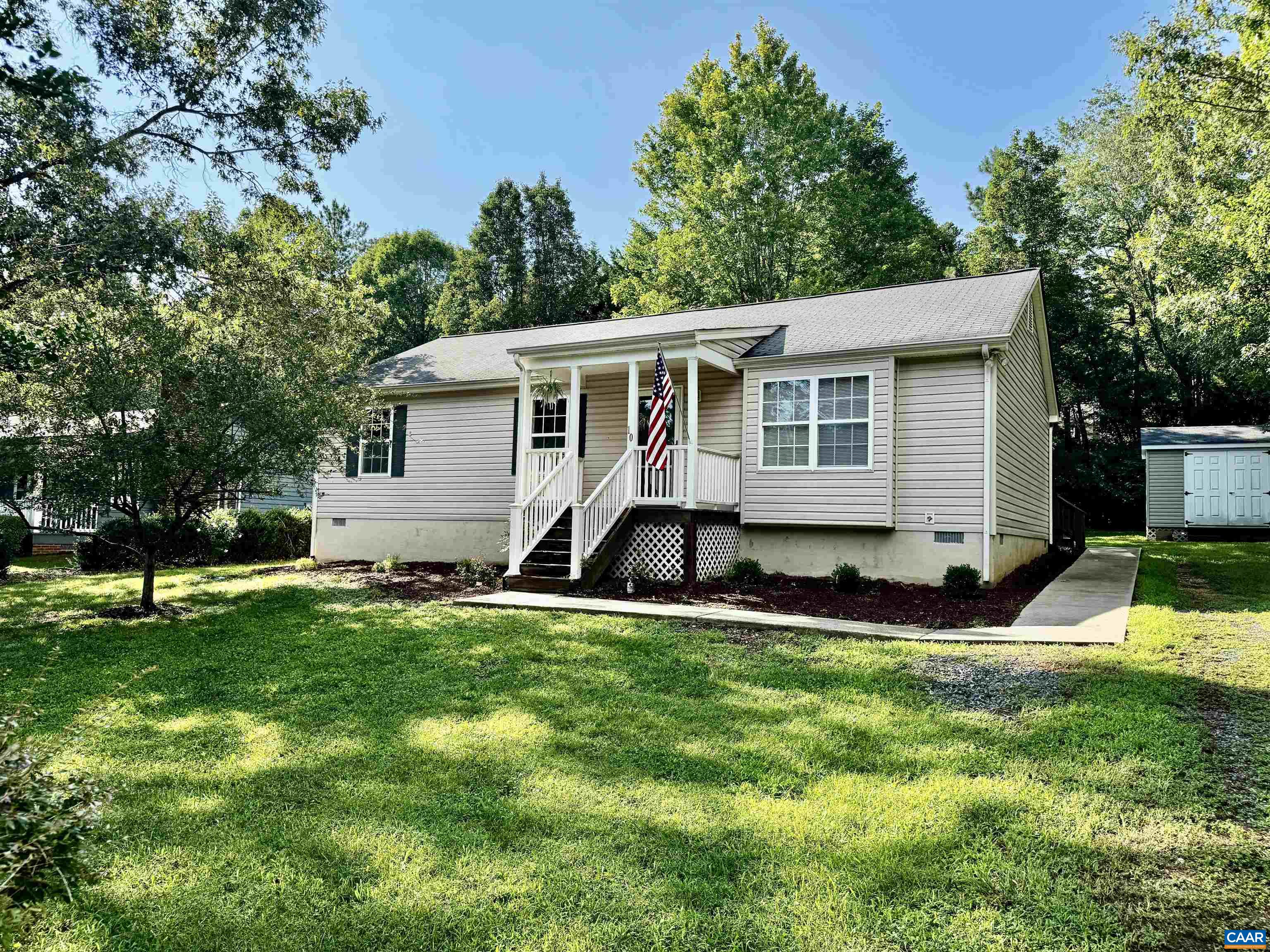 10 Loblolly Rd, Palmyra