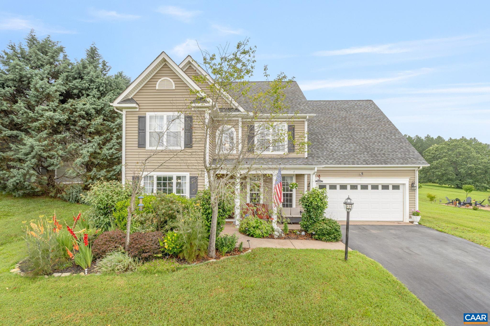 164 Glen Cir, Troy